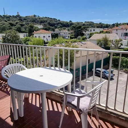 Apartment De La Salis