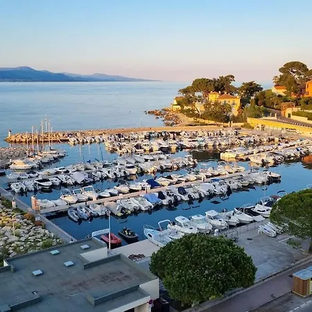 Apartment De La Salis