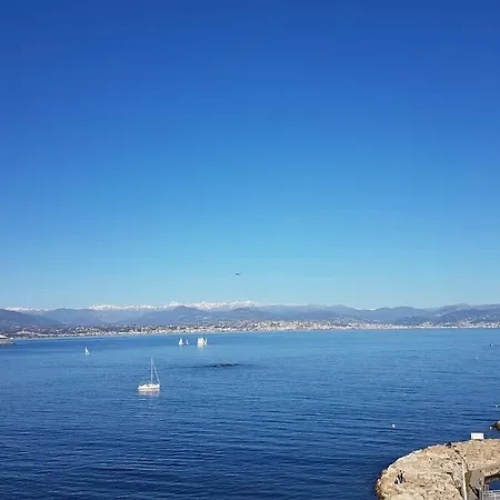 Lägenhet De La Salis *